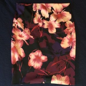 NEW Dress Barn Wild Orchid Skirt